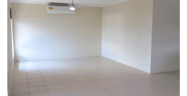 Spacious 4-Bedroom Family Home | 2 Bathrooms | Single Garage — Perfect for Modern Living - Photo 1