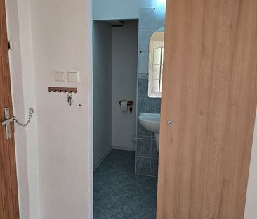 Pronájem bytu 2+kk 36 m² - Fotografie 1