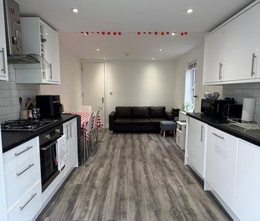 3 Bed Flat, Pemberton Road, N4 - Photo 6