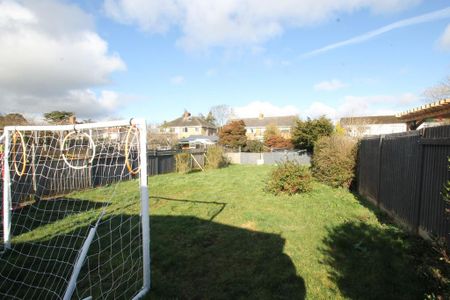 3 bedroom detached house to rent - Photo 4