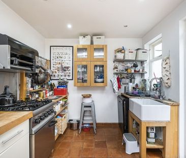 3 bedroom semi-detached house to rent - Photo 6