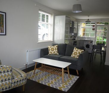 4a Windsor Close, Belfast BT9 6FG - Photo 1