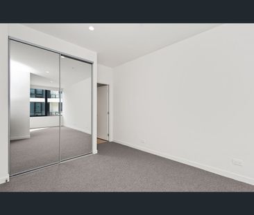 1302/1 Joseph Road, Footscray, Vic 3011 - Photo 5