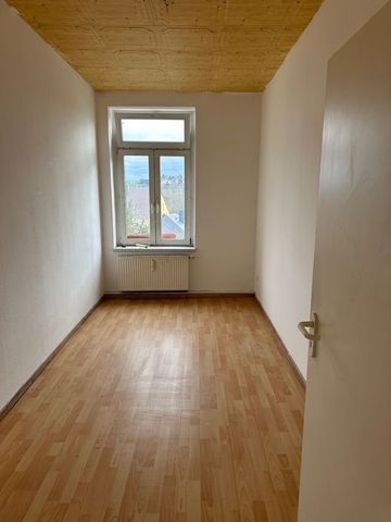 ++ 3-Raum-Wohnung mit Balkon und Pkw-Stellplatz ++ - Photo 4