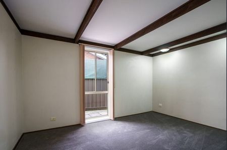 318 Parkland Crescent, Lavington - Photo 5