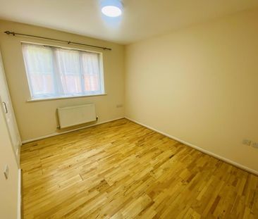 2 bedroom bungalow to rent - Photo 2