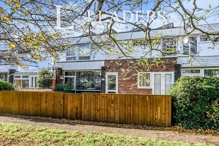 Seaton Drive, Bedford, MK40 - Photo 4