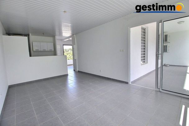 Location Appartement 3 pièces 63m² CAYENNE 97300 - Photo 1