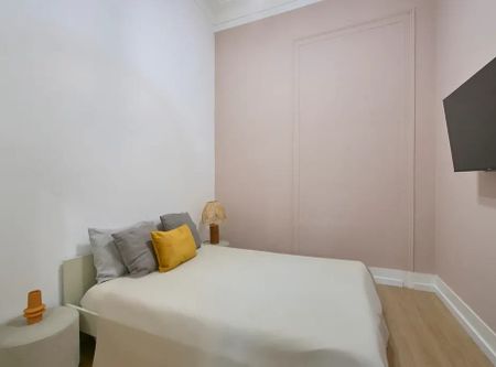 Largo Vitorino Damásio, Lisbon, Lisbon 1200-872 - Photo 2