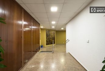 barcelona, Catalonia 08042