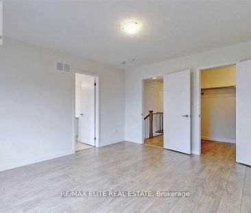 10270 KEELE STREET - Photo 6