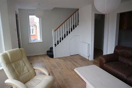 Downs Avenue, Eastbourne - Photo 2