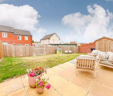 3 bedroom detached house to rent - Photo 4