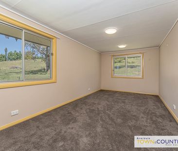 Escape to Peace & Space - Your Quiet Out-of-Town Retreat Awaits - Photo 3