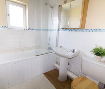 2 bedroom terraced house to rent - Photo 6