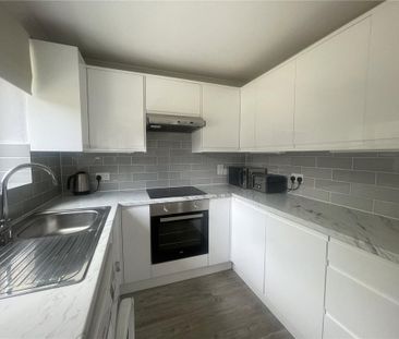 4 bedroom terraced house to rent - Photo 1