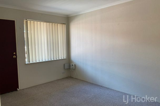 Neat One Bedroom Unit With Lock-up Garage - Photo 1