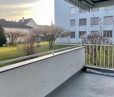 Ruhige 3.5 Zimmer-Wohnung in zentraler Lage - Photo 1