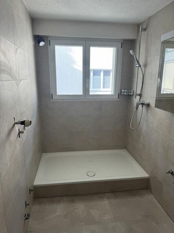 Helle 4½-Zimmer-Wohnung mit neuer Küche und neuem Bad - Photo 3