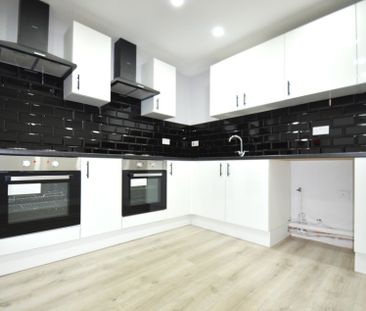 1 bedroom Property to rent - Photo 1