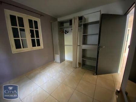 Location Maison 3 pièces 85m² ST PIERRE 97410 - Photo 5