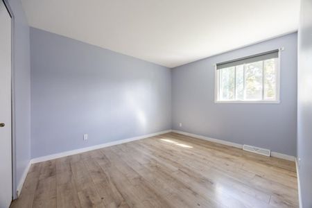 Maison de plain-pied à louer - Brossard (Noms de rues (P)) Maison de plain-pied à louer - Brossard (Noms de rues (P)) - Photo 5