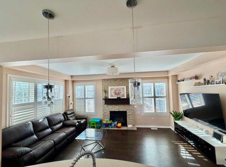For Lease - 97 Miracle Trail, Brampton, Ontario - Photo 5
