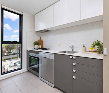 Low-Maintenance Living with Everything at Your Doorstep - Photo 4