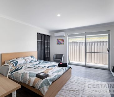 Modern Room with Ensuite starting from $330 in a shared house - Photo 6