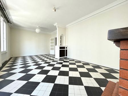 Location Appartement 5 pièces 103m² BREST 29200 - Photo 2