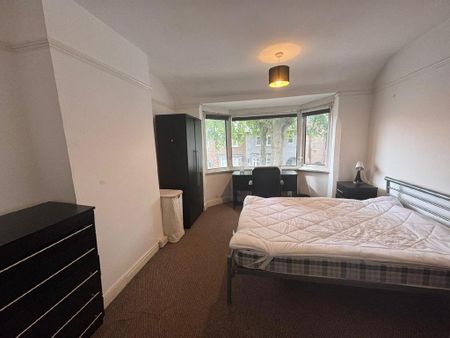 5 bedroom house to rent - Photo 2