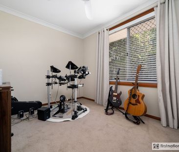 Beautifully Presented Villa in a Quiet, Well-Maintained Complex - Photo 1