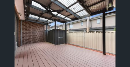 Immaculate Renovated 3-Bedroom Home in Springvale South - Photo 4
