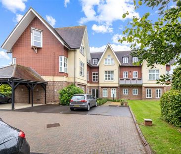 3 bedroom flat to rent - Photo 4