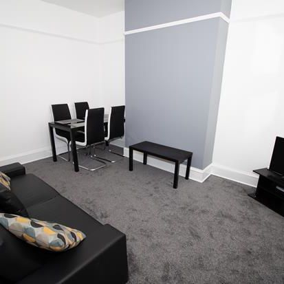 4 bedroom house share to rent - Photo 1