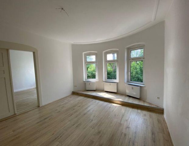 Geräumige 5-Raum-Wohnung - Foto 1