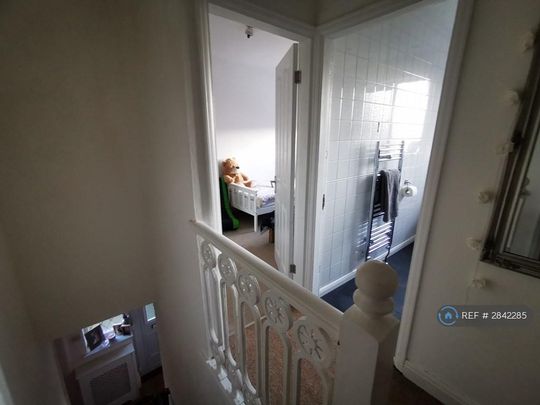 2 bedroom semi-detached house to rent - Photo 1