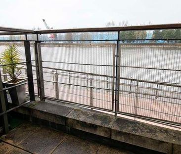 Henke Court, Cardiff Bay, CF10 - Photo 1