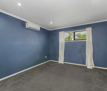 2 Pincer Court, Bushland Beach - Photo 5