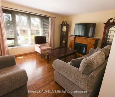 77 CULVER CRESCENT - Photo 3