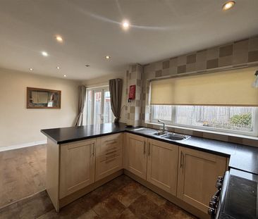 To Let 3 Bed House - End Terrace Bodnant Grove, Deeside £825 pcm - Photo 4