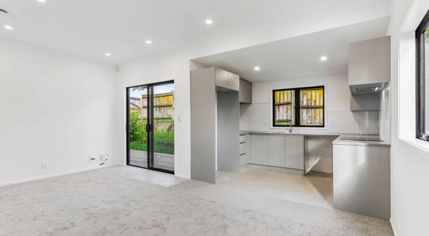 Fully Renovated Home - Photo 1