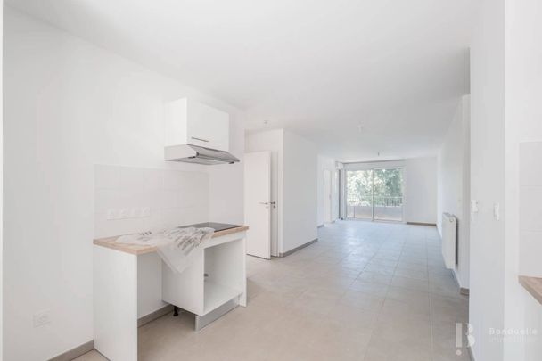 Rental Apartment Bordeaux Saint-Jean - Photo 1