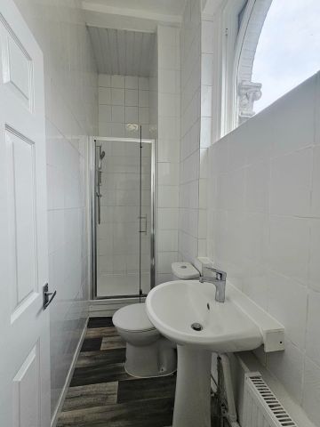 1 Bed Flat, Downs Road, E5 - Photo 4