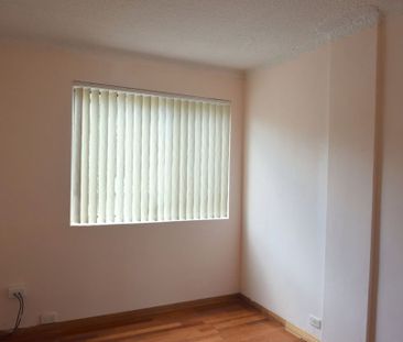 First Floor - Ideal Location! - Photo 2