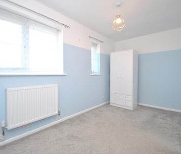 2 bedroom end of terrace house to rent - Photo 6