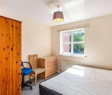 Ingles Drive, Worcester, Worcestershire, WR2 - Photo 3