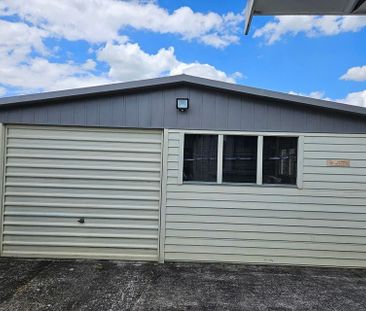 Hillcrest Zoned, 3 Bedrooms Ready To Move In - Photo 5