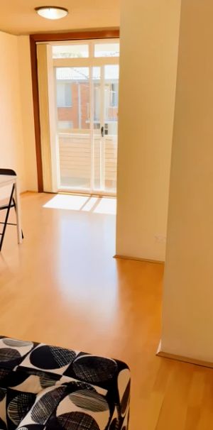 3 bed 1 bath - Photo 1