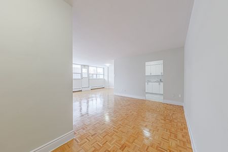 For Lease - 105 Rowena Drive Unit# 104, Toronto, Ontario - Photo 5